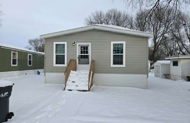 108 laurinda photos photos