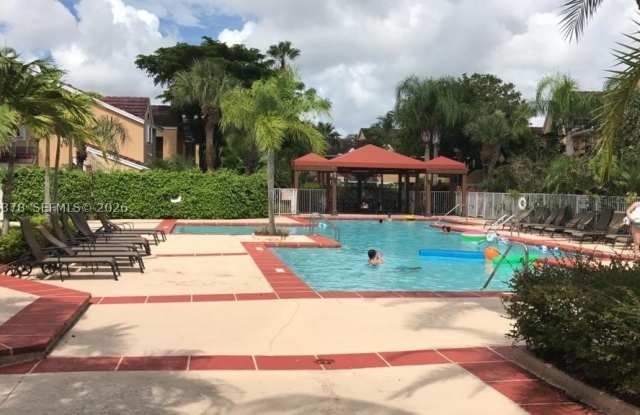 10441 SW 156th Ct Gallery 2