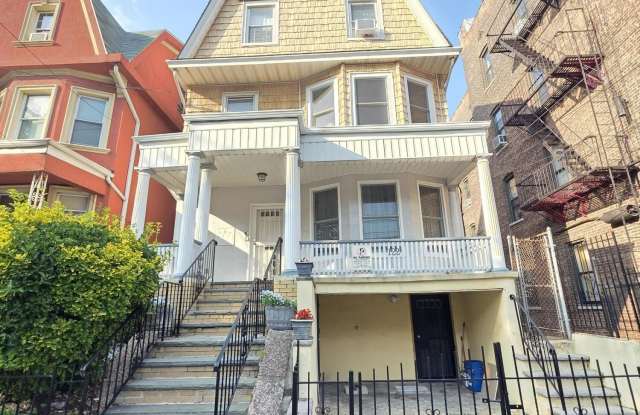 122 Jewett Avenue photos photos