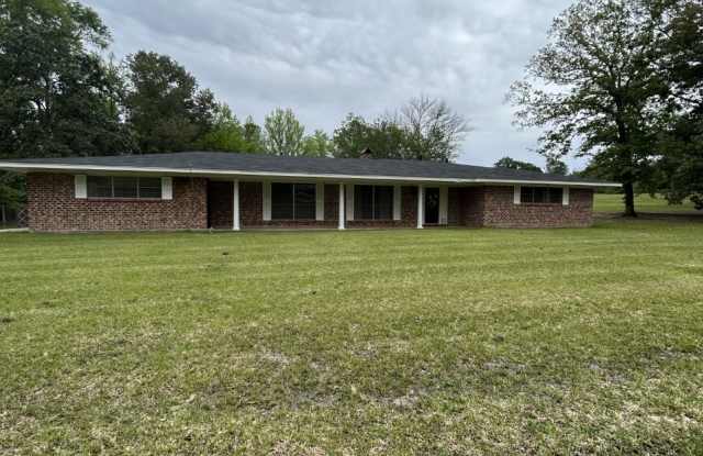 2200 Nolan Trace Gallery 3