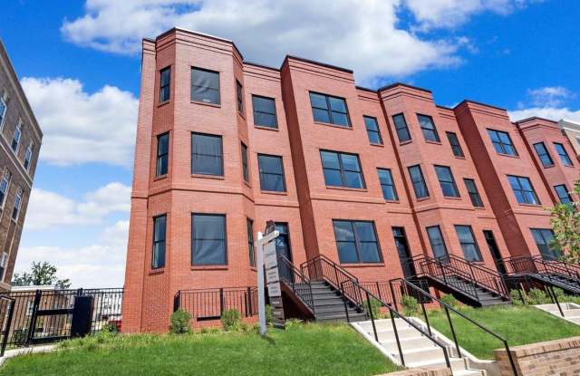 1023 Spring Road NW Unit B photos photos