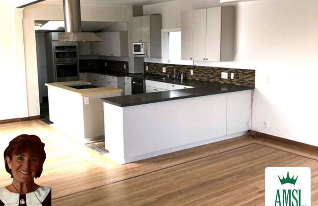 Spacious Single Family Home - 3BR/2.5BA 3 Outside Decks, 2 Car Garage - AMSI/Maureen Couture photos photos