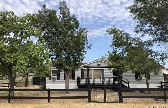 129 COUNTY ROAD 123 - 129 County Road 123, Wilson County, TX 78114