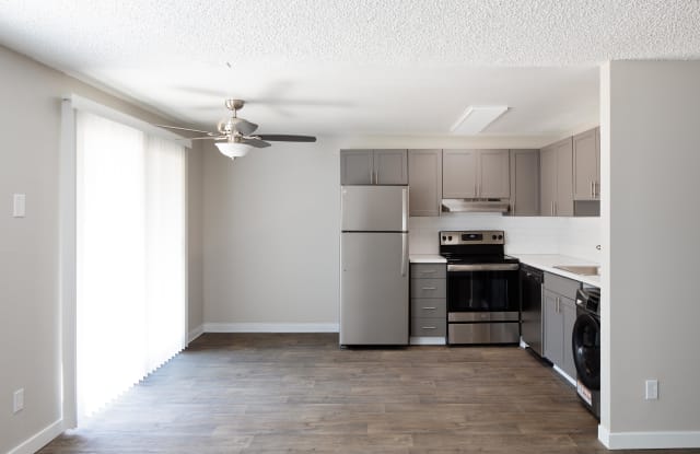 Fox Pointe Gallery 3