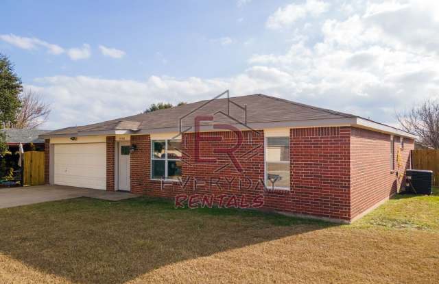 4506 Windcrest Gallery 1