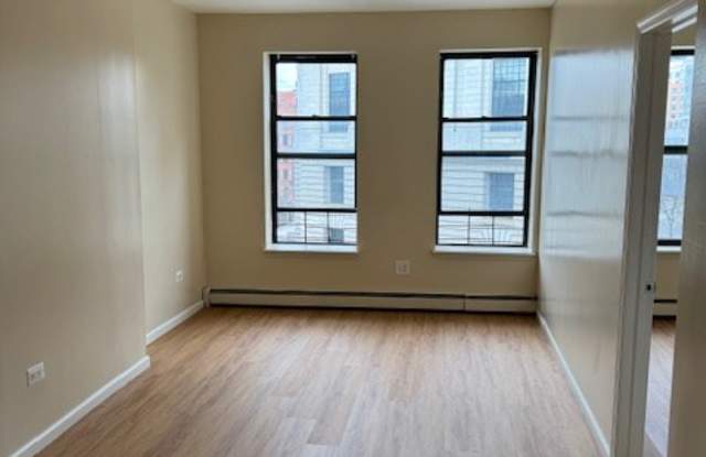 3196 Third Avenue photos photos