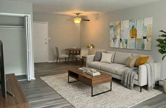Gaslight Apartments Gallery 4