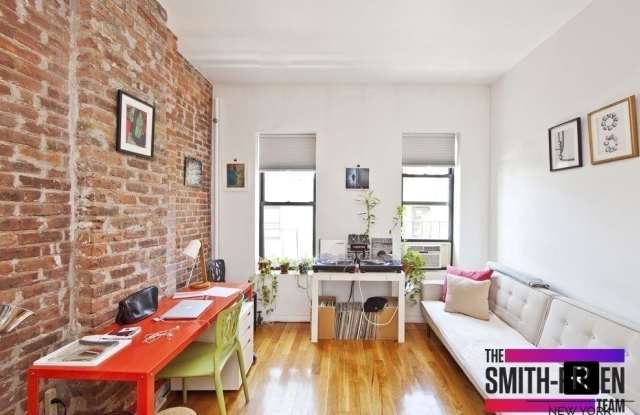 52 East 7th Street Gallery 2