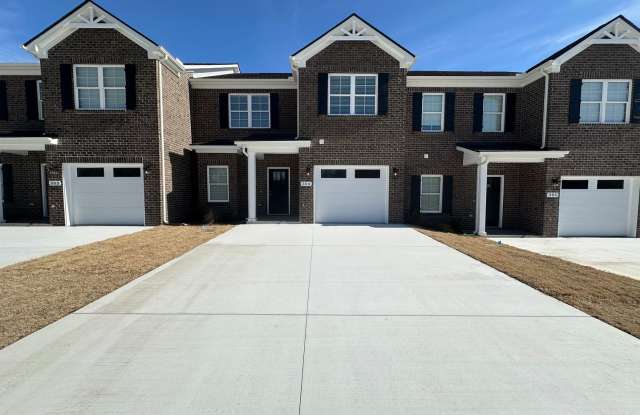 BRAND NEW 4 Bed 3 Bath Townhome Near The Heart Of Shelbyville photos photos