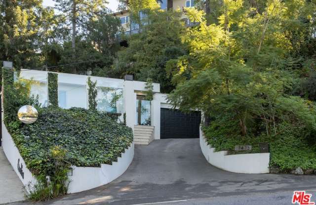 7473 Mulholland Dr photos photos