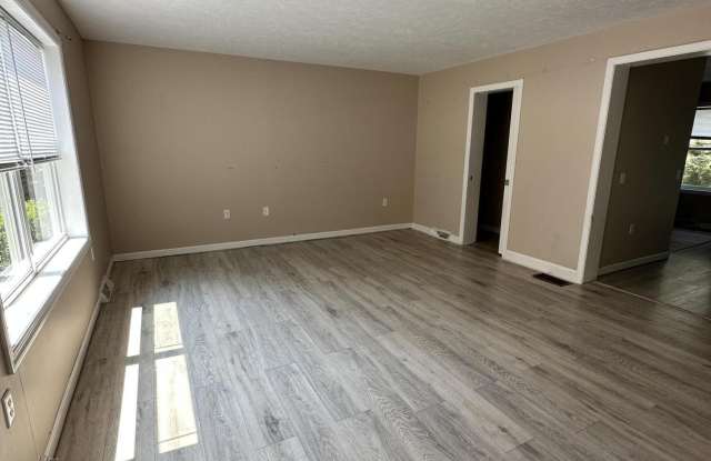 105 Pines Way Gallery 3