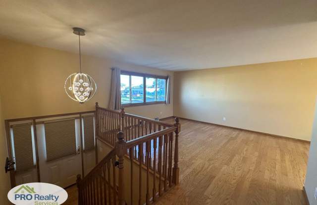 3 Bedroom Home in Crystal photos photos 3 Bedroom Home in Crystal photos photos