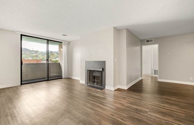 4250 Coldwater Canyon Apartments Gallery 2