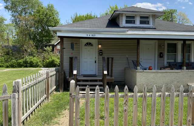 15 N Riley Avenue photos photos