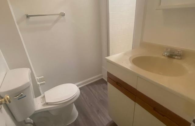 3511 O Street NW - 3511 O Street Northwest, Washington, DC 20007