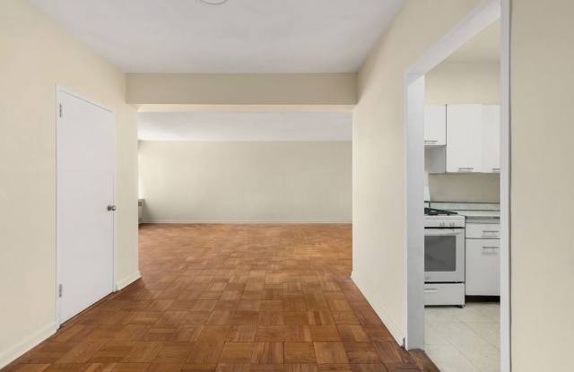 25 Sutton Pl S # 7998 Gallery 2