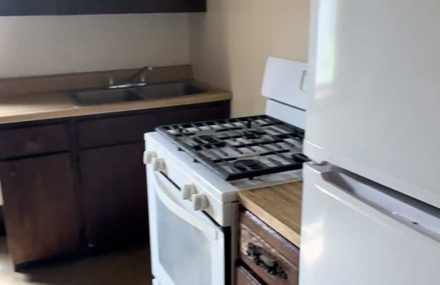 217 Allegheny Avenue - 3 photos photos