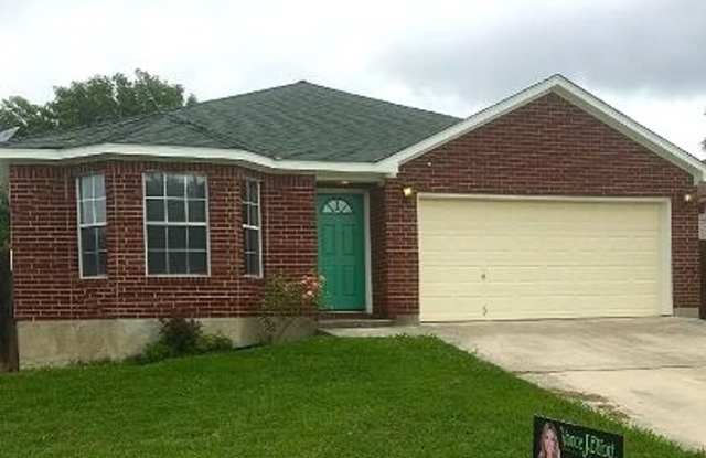 3 Bedroom, 2 Bathroom House in Hills of Hays photos photos