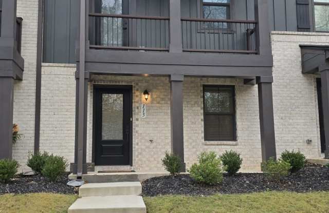 115 Climbing Ivy Circle photos photos 115 Climbing Ivy Circle photos photos