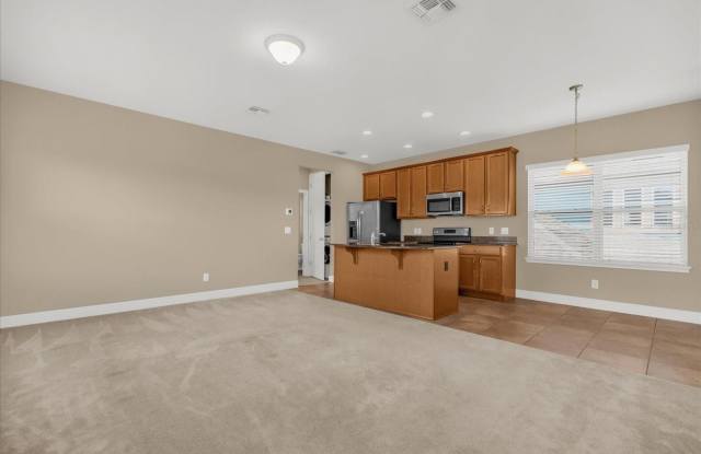 13779 SACHS Avenue Gallery 3