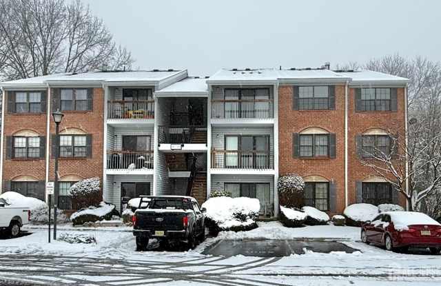 304 Bromley Place photos photos