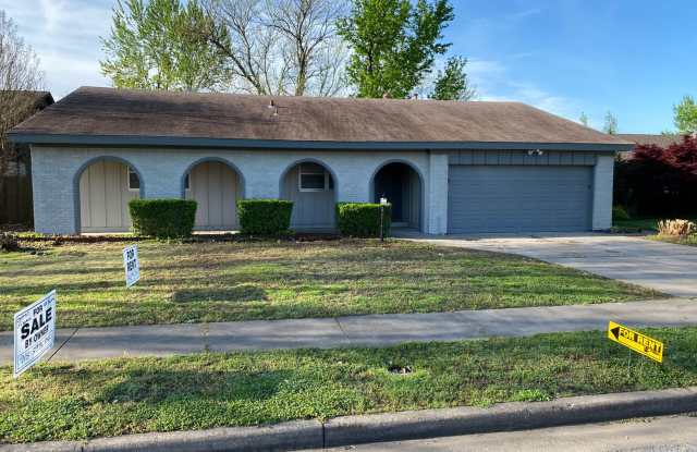 Welcome to 10714 E 27th St S, a stunning 4-bedroom, 2-bathroom home located in the desirable city of Tulsa, OK photos photos Welcome to 10714 E 27th St S, a stunning 4-bedroom, 2-bathroom home located in the desirable city of Tulsa, OK photos photos
