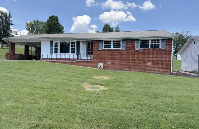 215 Wood Lane photos photos