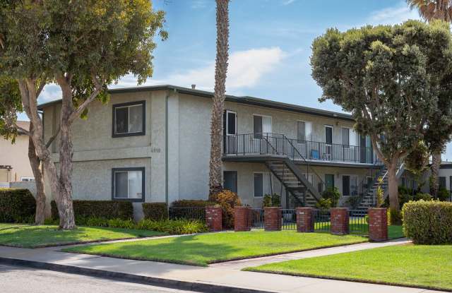 2 Bedroom + 1 Bathroom Apartment | Oxnard Shores | Unfurnished Gallery 1