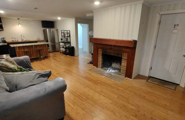 2305 Shelby Drive - 2305 Shelby Drive, Charlottesville, VA 22901