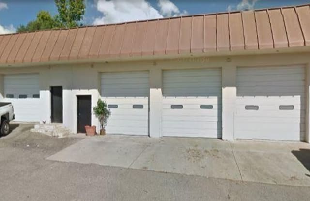 7002 Peters Creek RD - 7002 Peters Creek Road Northwest, Hollins, VA 24019