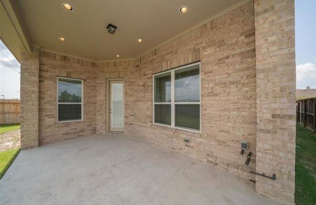 17803 Olde Oaks Estate Court Gallery 4