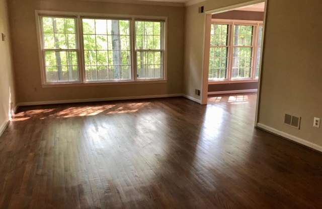 1328 TIMBERLY LN Gallery 3