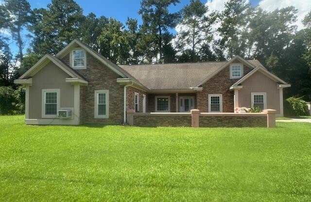 557 Willie Mae Aiken Drive Gallery 1