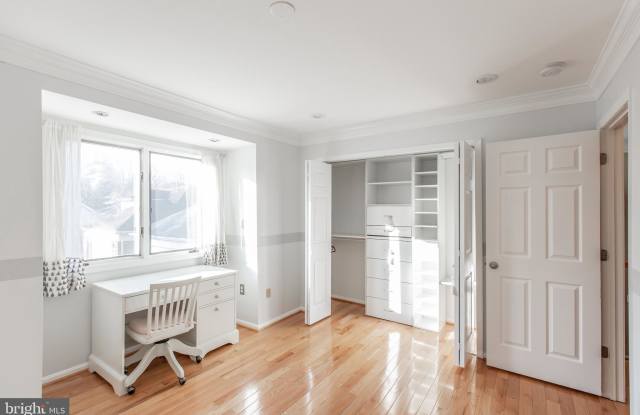6544 GRETNA GREEN WAY Gallery 4