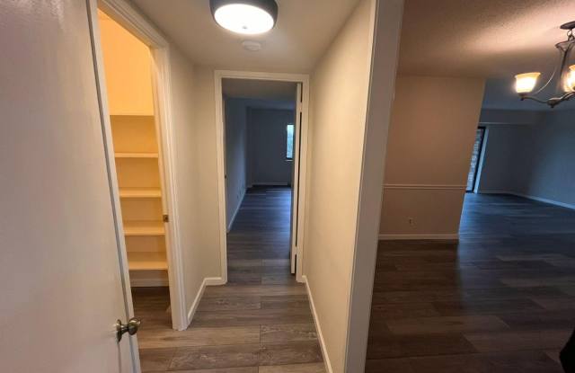 5903 MOUNT EAGLE Drive unit: 917 photos photos