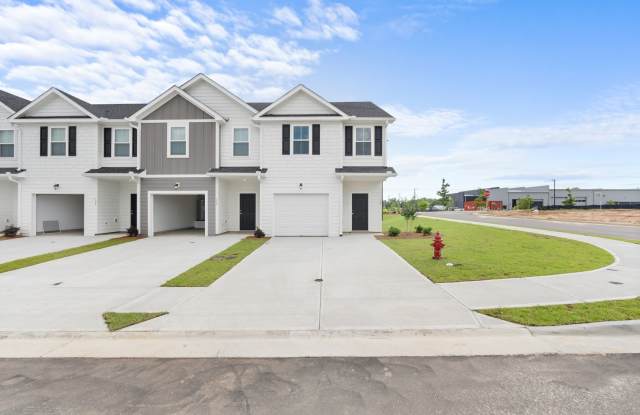 Woodford Station - 3 Bedroom Gallery 3