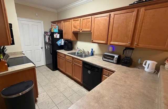 5192 Arlington Ct Gallery 3