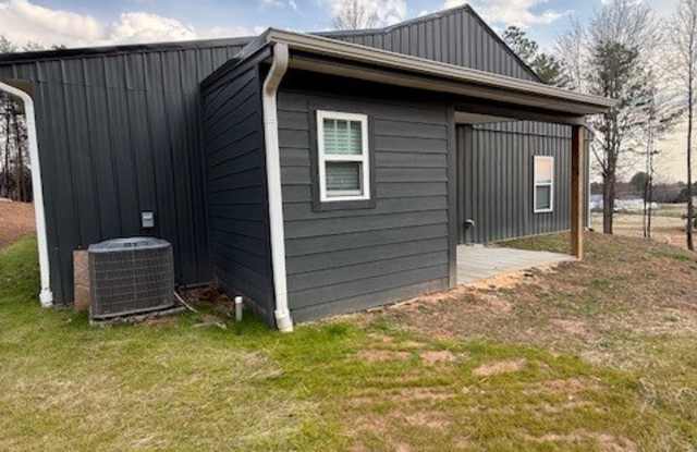 124 Cothran Road Gallery 3