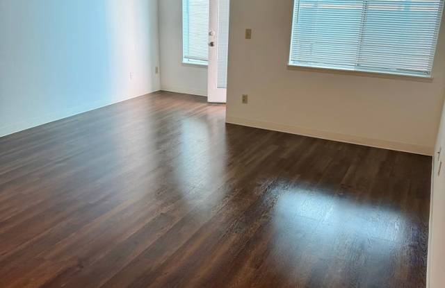6700 ROOSEVELT APTS. photos photos
