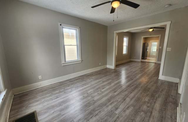 Updated 3 Bed Ranch Gallery 3