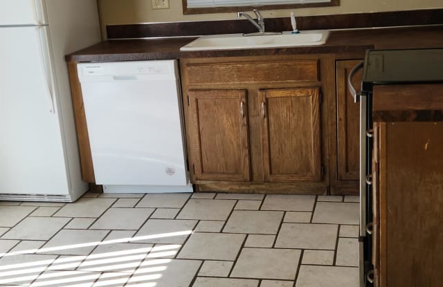 720 Crystal - 720 Crystal Street, Ames, IA 50010