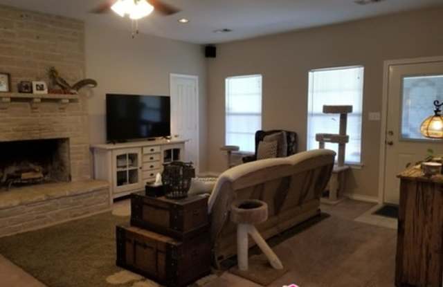 6273 Davis Road Gallery 3