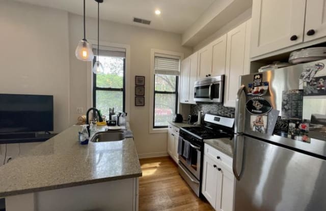 2914 North Broadway - 2914 North Broadway, Chicago, IL 60657