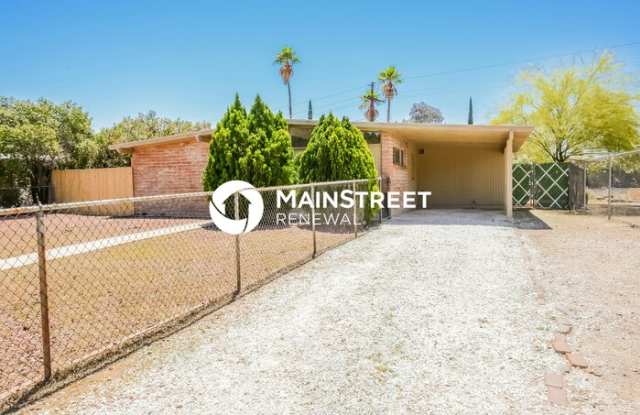 7902 East Scarlett Street Gallery 1