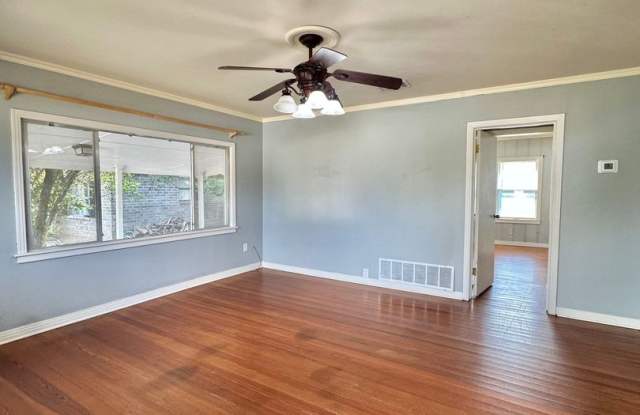 COMING OCTOBER 2026 - 2 Bedroom 2 Bathroom Home In Santa Rita! Gallery 4