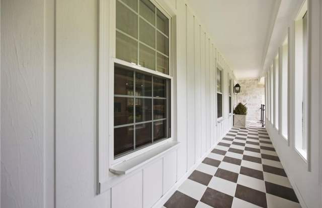 2220 Spring Mill Cove Gallery 4