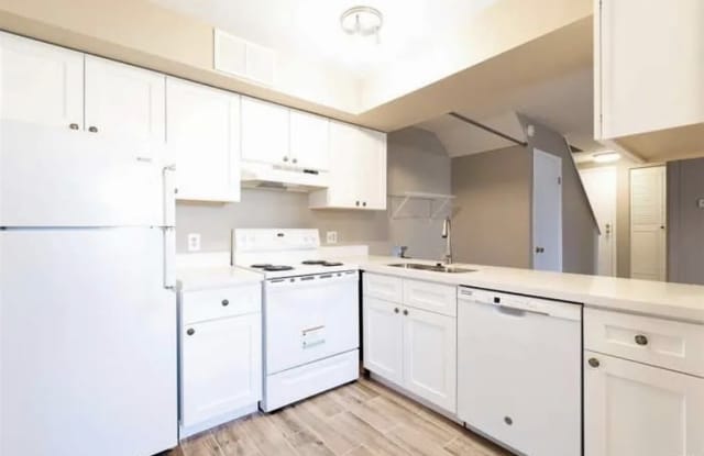 13639 East Yale Avenue photos photos