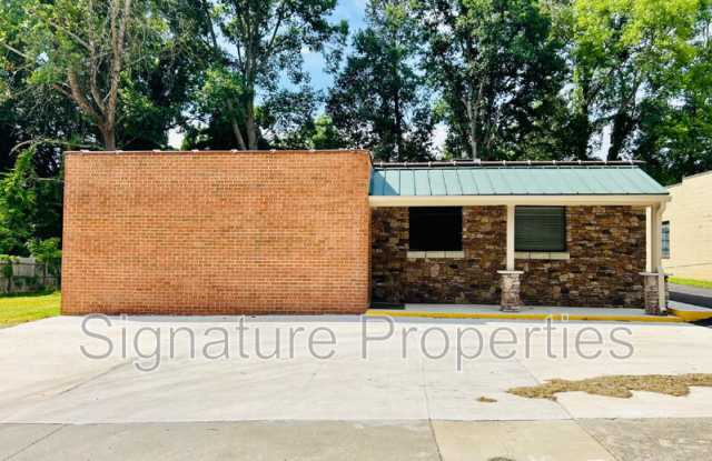 1821 Seymour Drive photos photos
