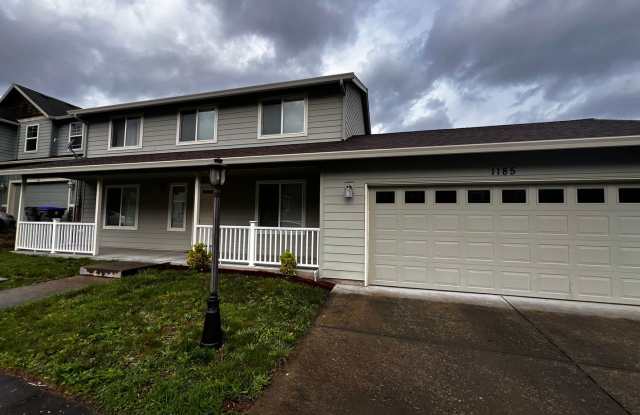 Application Pending - 3 Bedroom House For Rent In Cascade Locks - 1185 Chinookan Drive, Cascade Locks, OR 97014