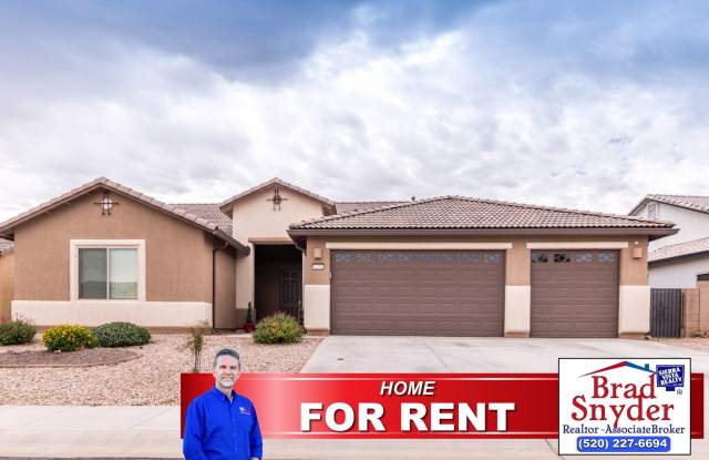 Executive home in The Estates at Holiday! 5 Bedroom, 3 Bath, 3-CAR GARAGE, on a large lot ON A CUL-DE-SAC photos photos
